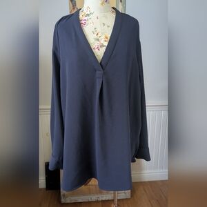 Calvin Klein Women's Relaxed V-Neck Blouse 